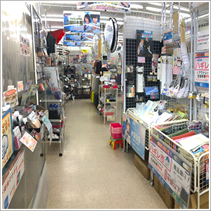 池袋店 内観